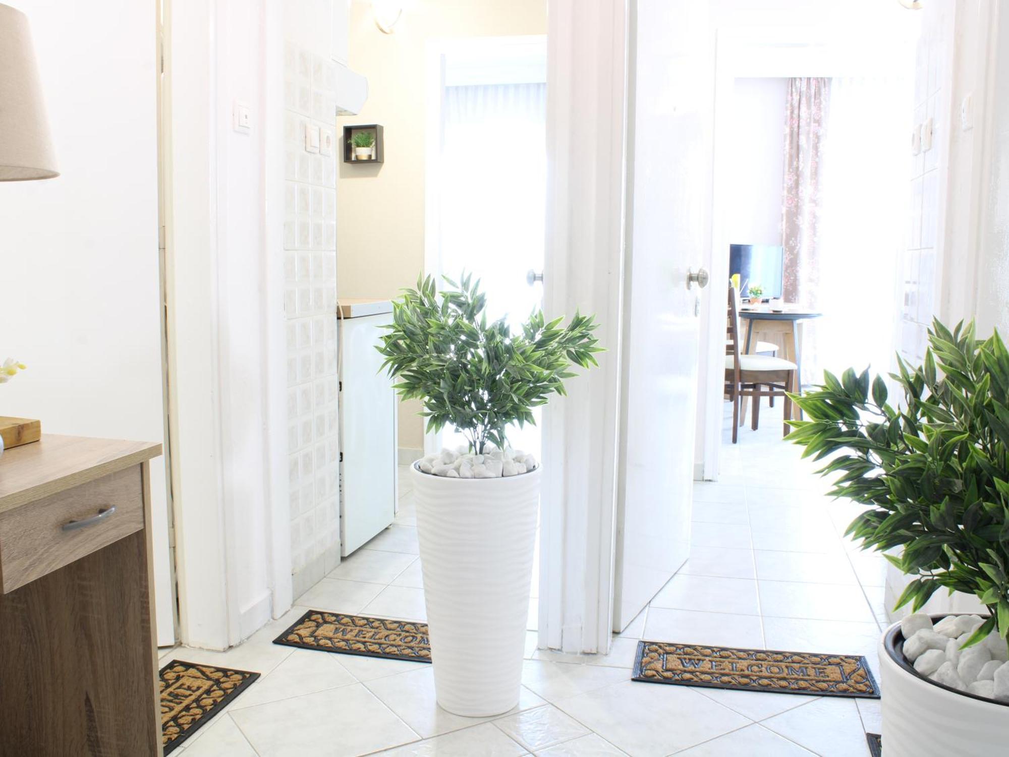 Sunshine Apartments By The Sea Skála Neón Epivatón المظهر الخارجي الصورة