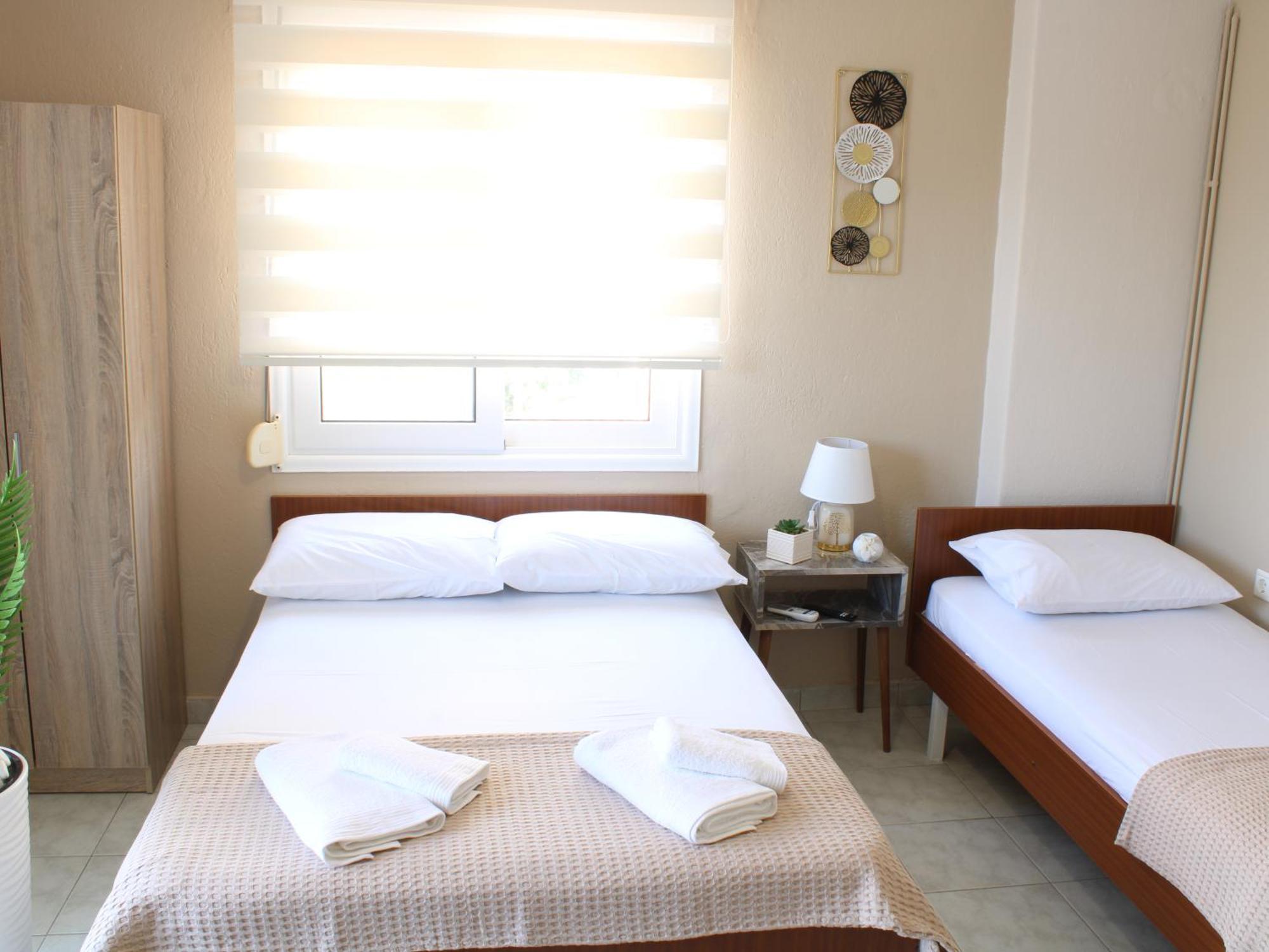 Sunshine Apartments By The Sea Skála Neón Epivatón المظهر الخارجي الصورة