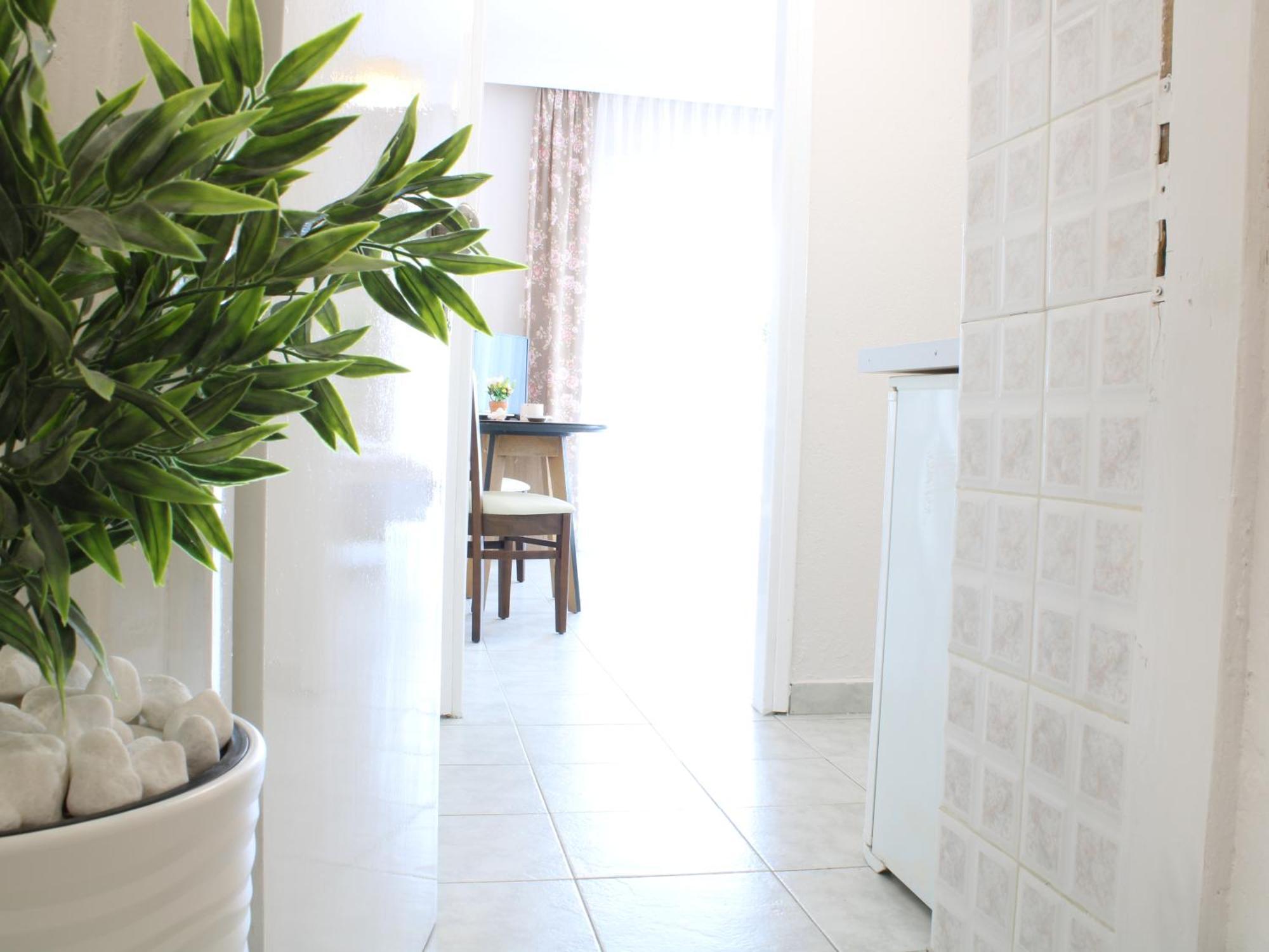 Sunshine Apartments By The Sea Skála Neón Epivatón المظهر الخارجي الصورة