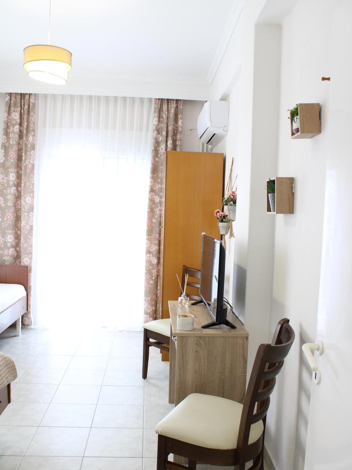 Sunshine Apartments By The Sea Skála Neón Epivatón المظهر الخارجي الصورة